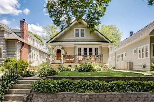 Wauwatosa, WI 53213,2446 N 68th St