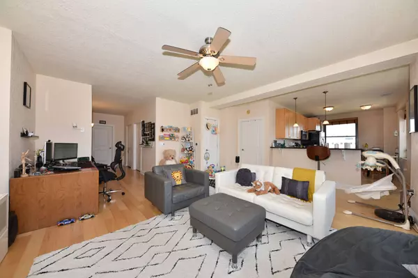 606 W Wisconsin Ave Unit 1004, Milwaukee, WI 53203