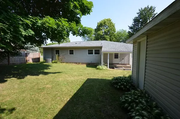 Whitewater, WI 53190,969 W Charles St