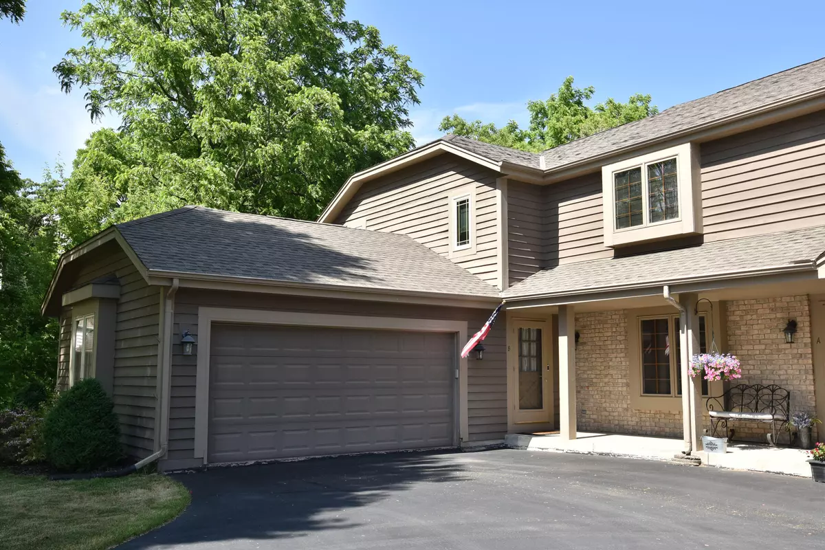 Pewaukee, WI 53072,N30W23470 Greenfield Ct Unit B