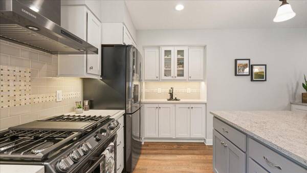 N7067 Pine Ln Holland, WI 54636