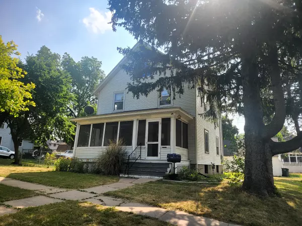 519 Washington St, Fort Atkinson, WI 53538