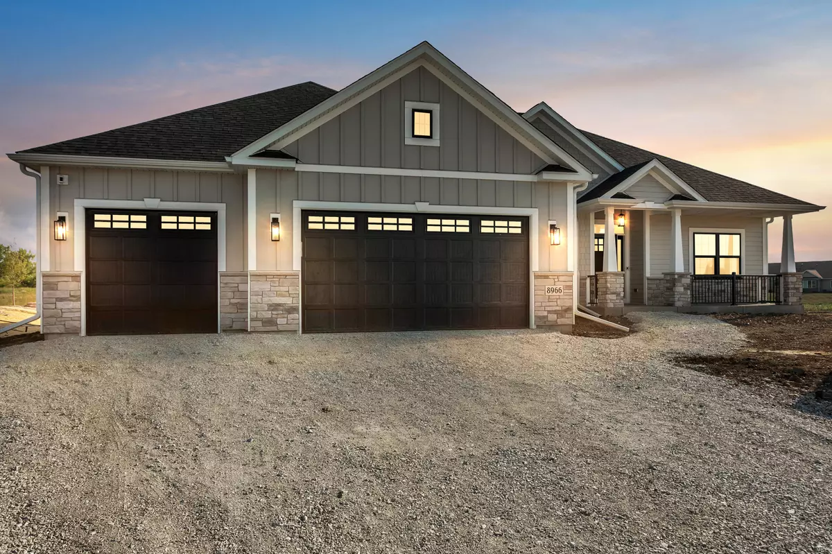 Pleasant Prairie, WI 53158,8966 Creekside Cir