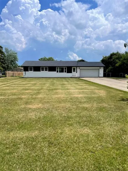 4611 Schoen Rd, Dover, WI 53182