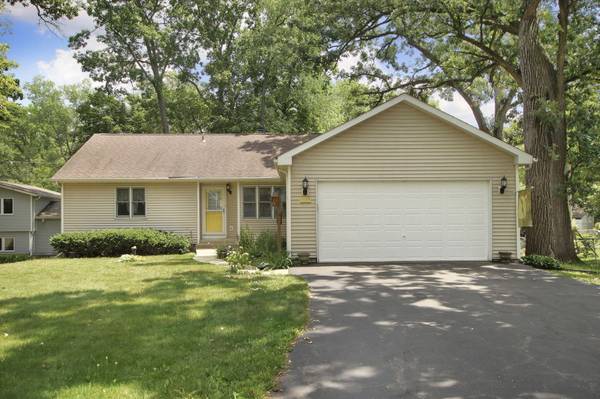 11105 270th Ave, Salem Lakes, WI 53179