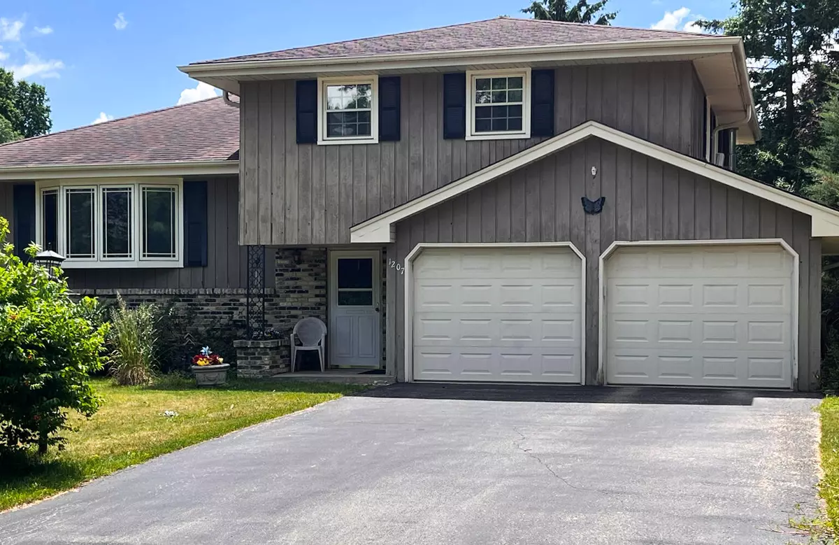 Hartland, WI 53029,1207 Anton Rd