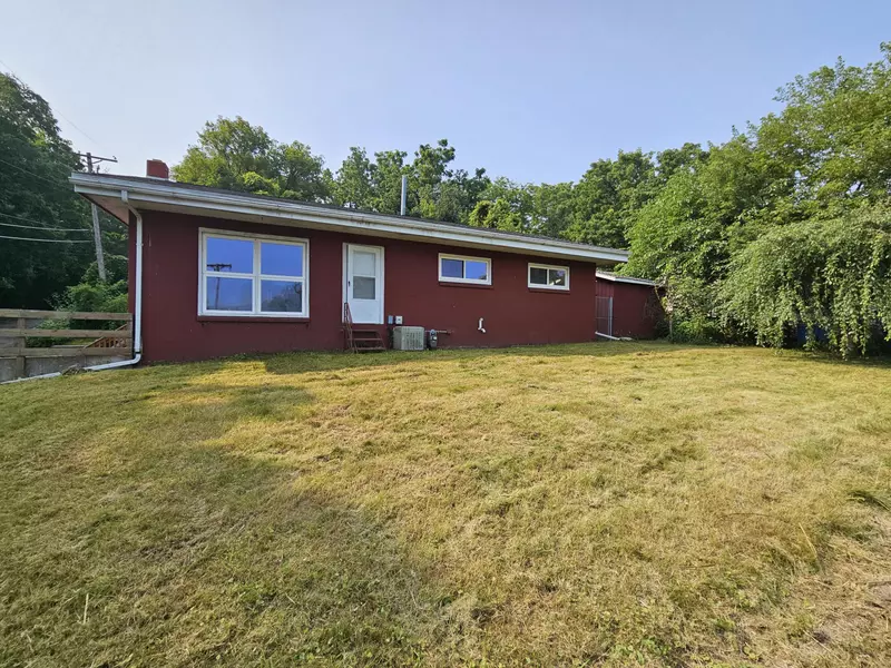 16591 Heuston Rd, Galesville, WI 54630