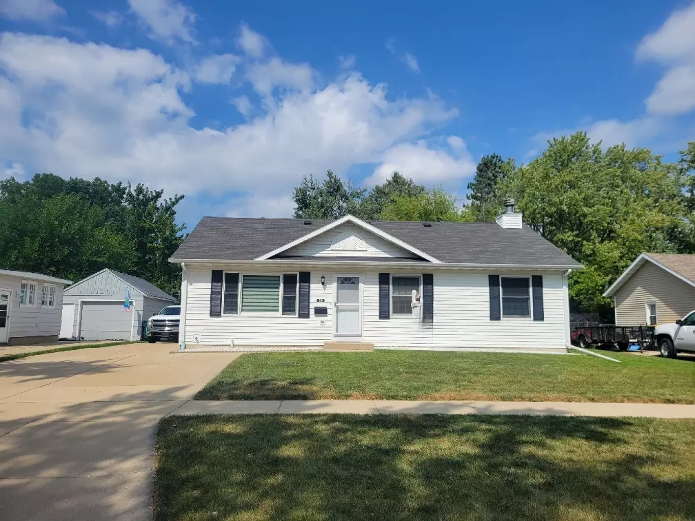 Elkhorn, WI 53121,510 W Geneva St