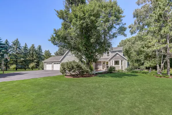 25520 Deer Ridge Trl, Norway, WI 53185