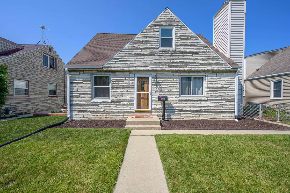 Saint Francis, WI 53235,2930 E Armour Ave