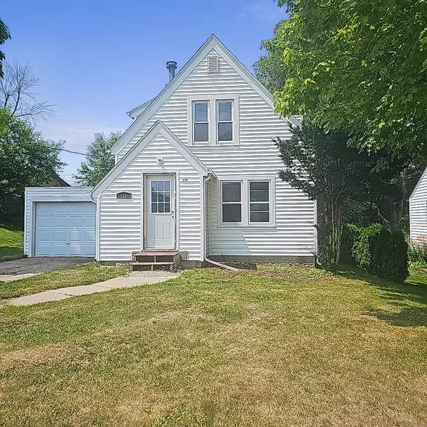 130 Brandon St, Waupun, WI 53963