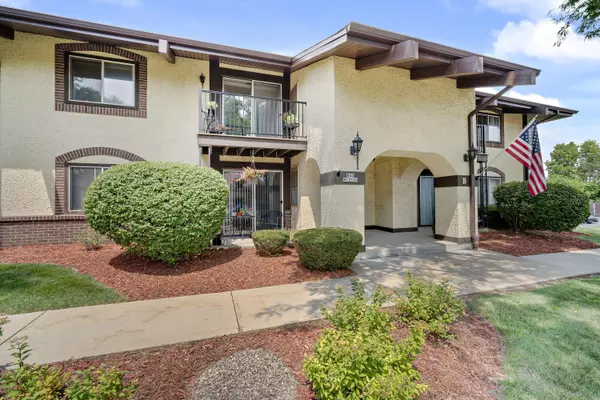 N82W13514 Fond Du Lac Ave Unit B205, Menomonee Falls, WI 53051