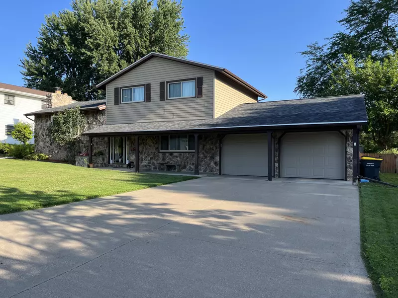 1717 Grumann Dr, Tomah, WI 54660