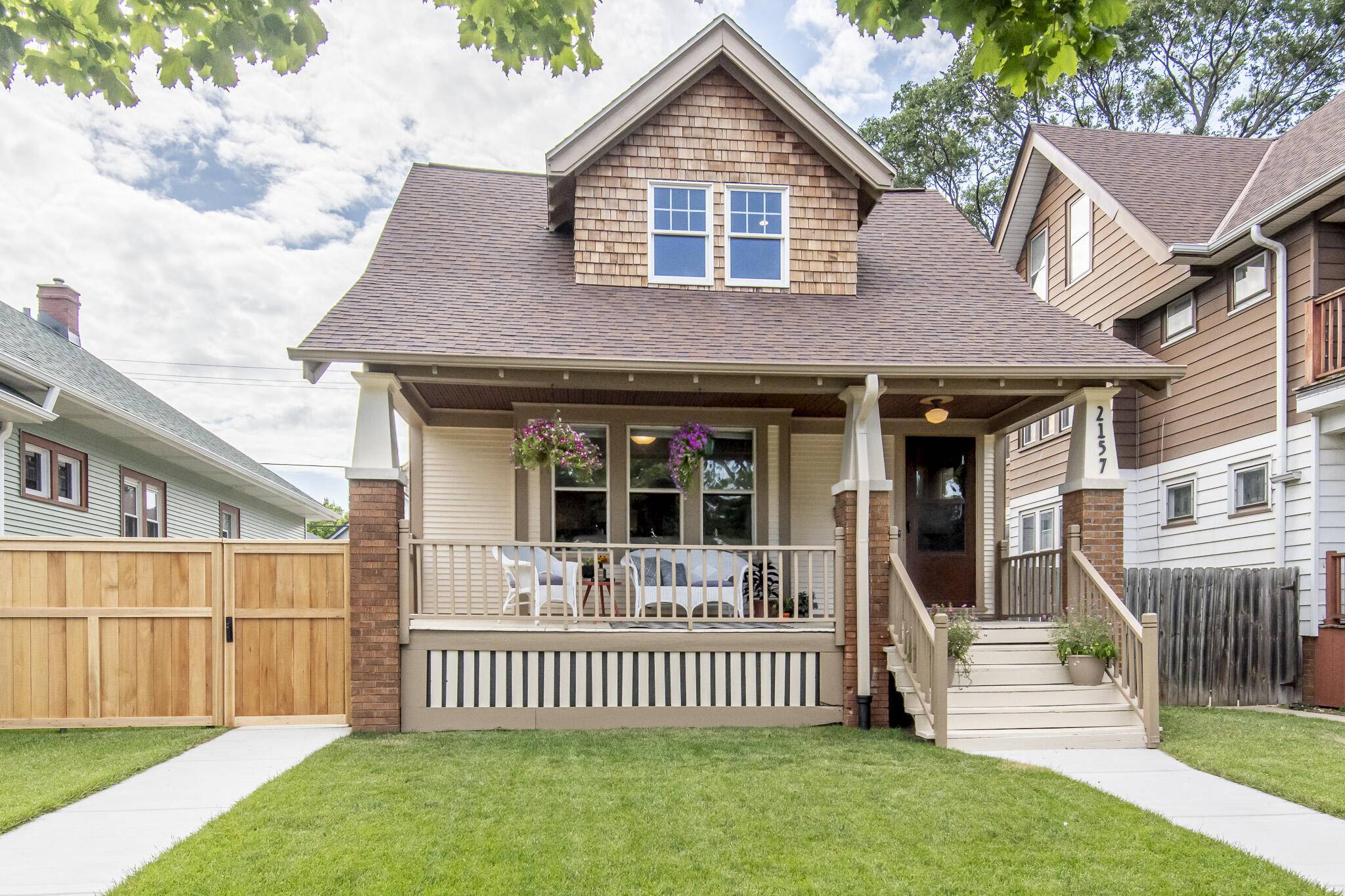 2157 N 55th St, Milwaukee, WI 53208