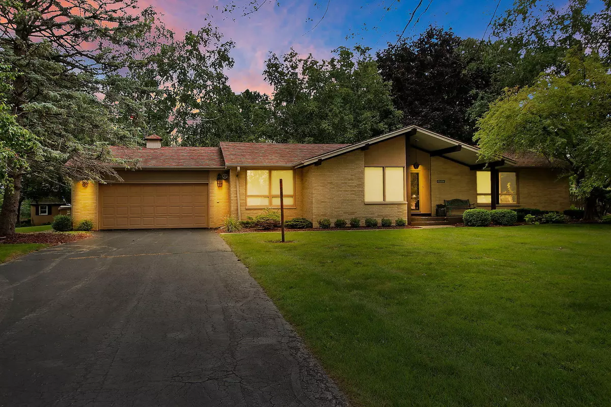 Pleasant Prairie, WI 53158,10747 41st Ave