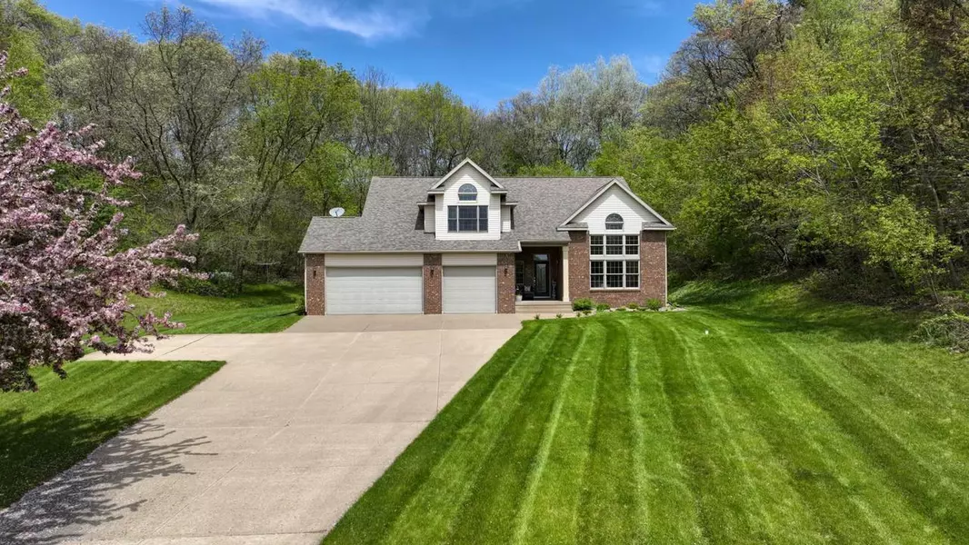 14812 Hibiscus Rd, Tomah, WI 54660