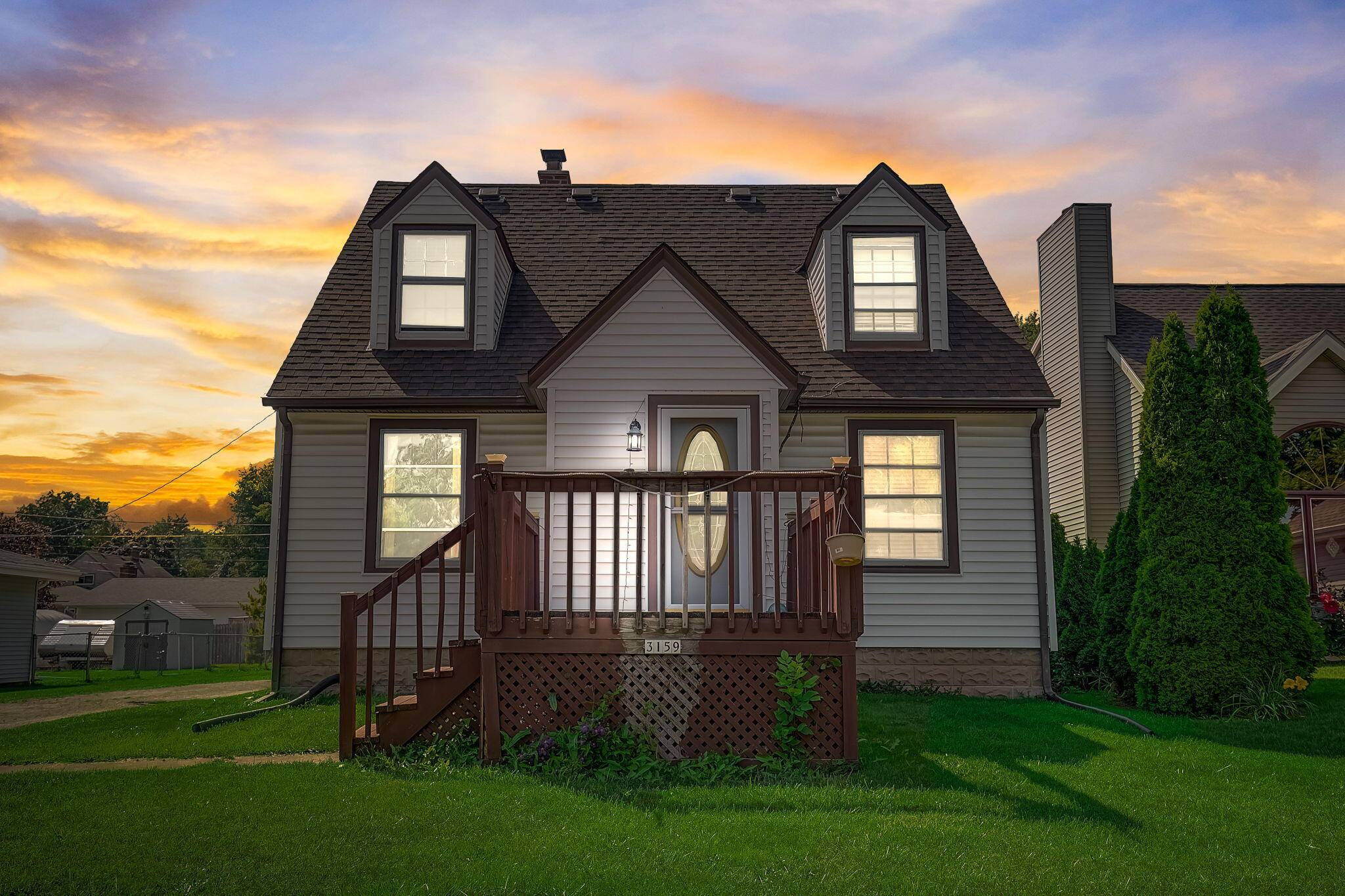 3159 S 105th St, West Allis, WI 53227