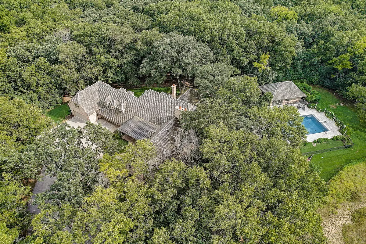 Genesee, WI 53118,S27W32697 County Road G -