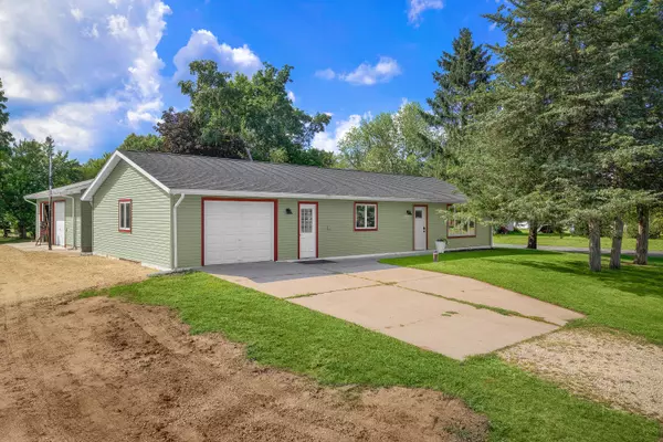 726 S Herman St, Buffalo City, WI 54622