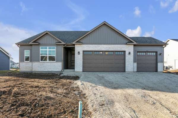 8949 Creekside Cir Unit Lt10, Pleasant Prairie, WI 53158