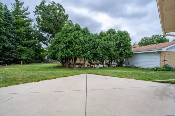 Muskego, WI 53150,S69W14929 Dartmouth Cir