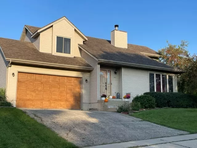 Twin Lakes, WI 53181,617 Outlook Dr