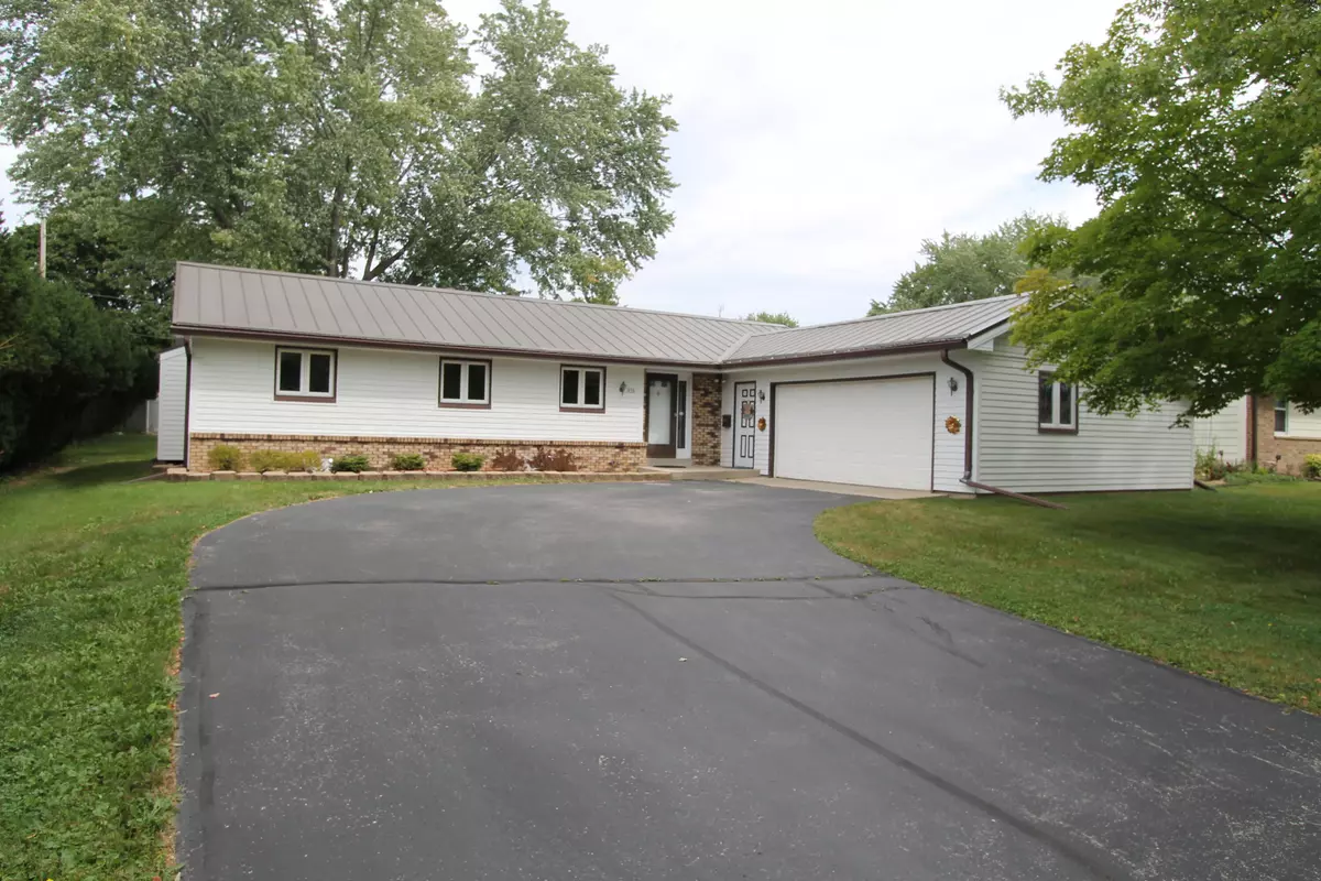 Burlington, WI 53105,650 Meadow Ln