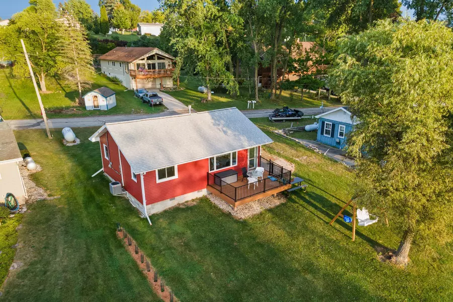 N3924 Sunny Slope Ave, Osceola, WI 53011