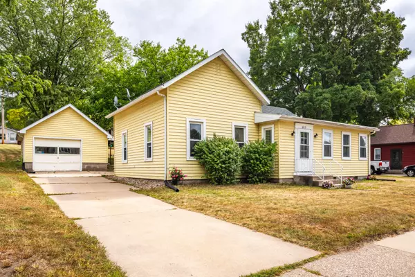 603 3rd Ave S, Onalaska, WI 54650