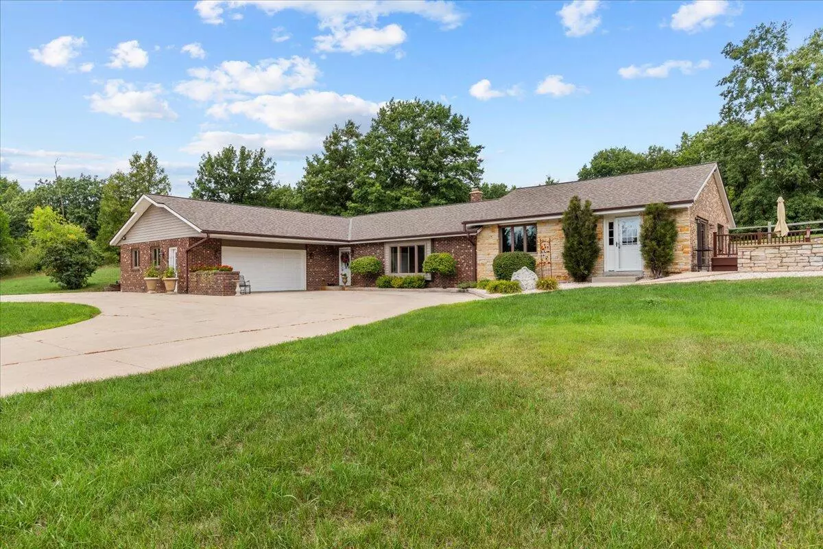 Trenton, WI 53090,7130 Barber Cir