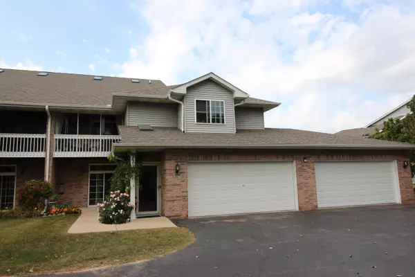 Pewaukee, WI 53072,521 Westfield Way Unit C