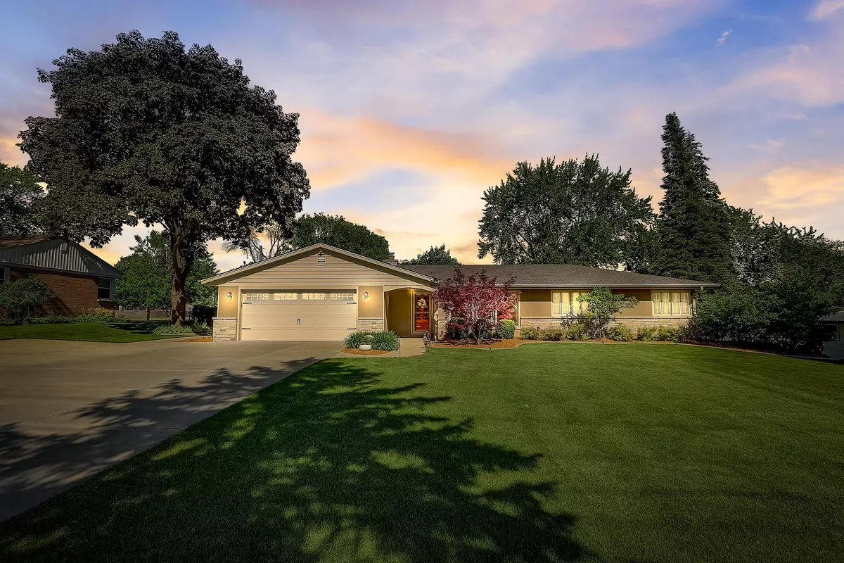 Menomonee Falls, WI 53051,W164N9548 Water St