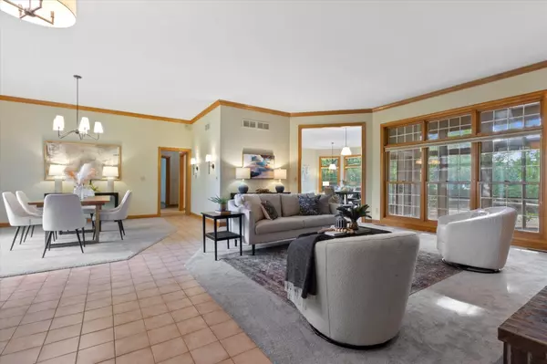 Brookfield, WI 53045,895 Coopers Ct