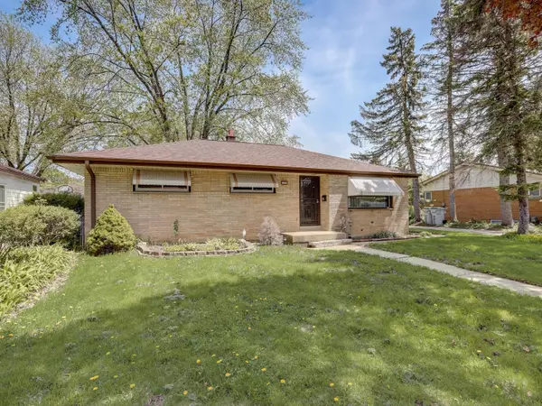 4236 N 88th St, Milwaukee, WI 53222