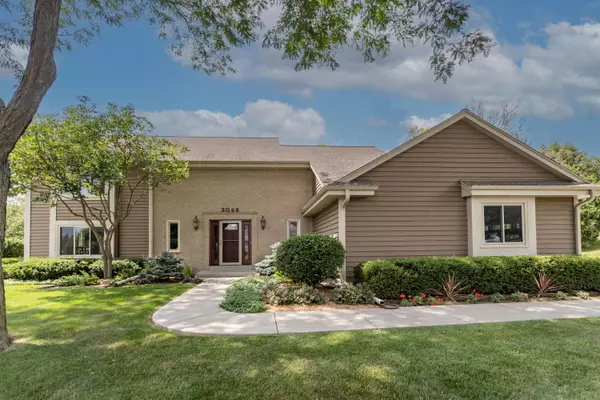 2065 Vincent Dr, Brookfield, WI 53045