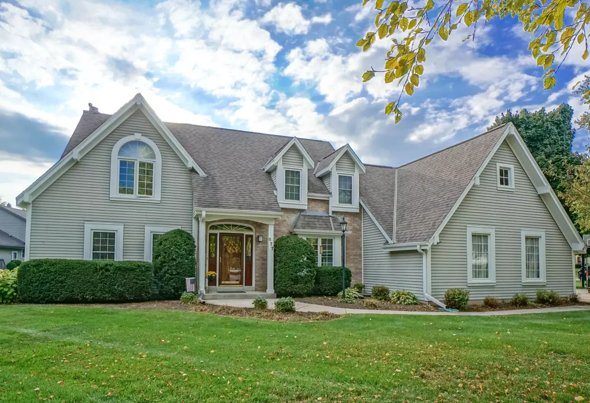 Hartland, WI 53029,677 Greenway Ter