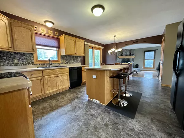 Oak Creek, WI 53154,2235 W Saint Johns Way