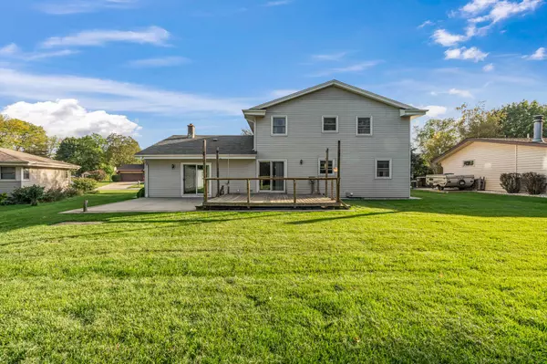 New Berlin, WI 53151,15290 W Glenora Ct