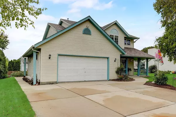 Oak Creek, WI 53154,631 E Mary Ln