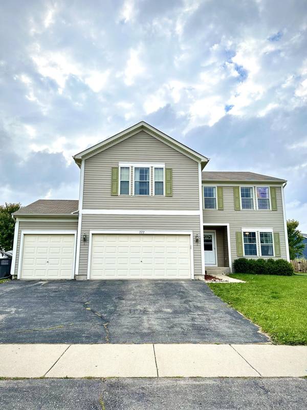 222 S Ash Ln, Whitewater, WI 53190