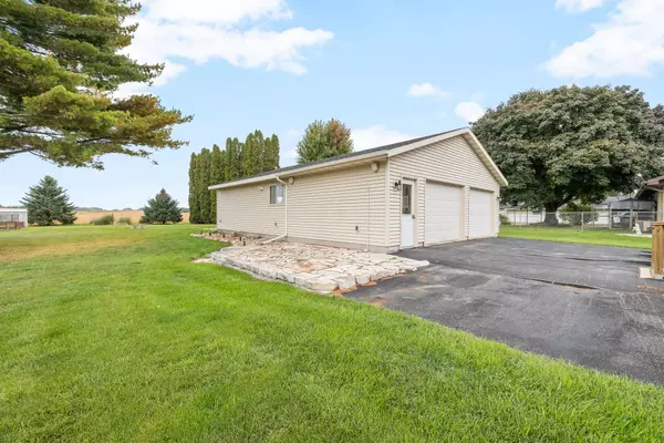 Leroy, WI 53048,W3046 County Road Y -