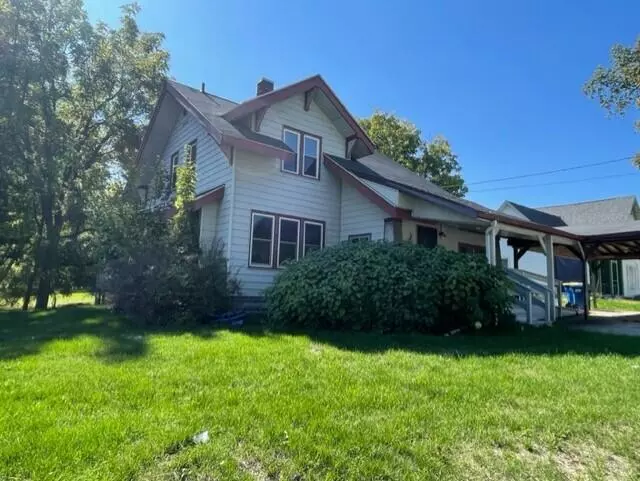 Viroqua, WI 54665,915 E Decker St