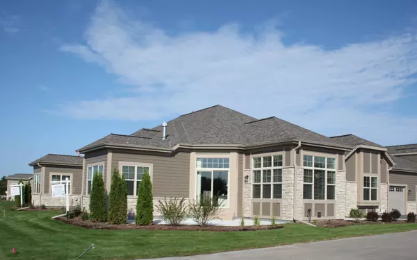 Waukesha, WI 53189,327 Standing Stone Dr Unit 22-60