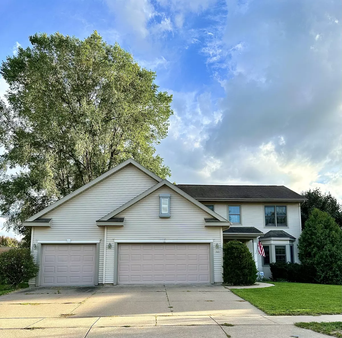 Onalaska, WI 54650,744 Shelly Ln