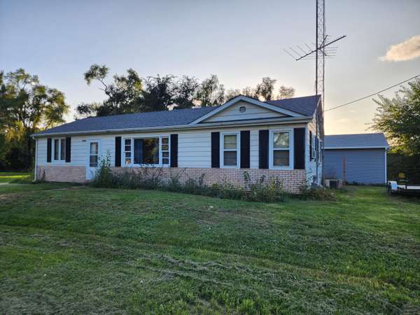 N1329 Hillside Blvd, Bloomfield, WI 53128