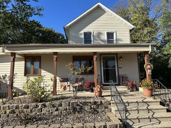 611 Main St Unit 1, Onalaska, WI 54650