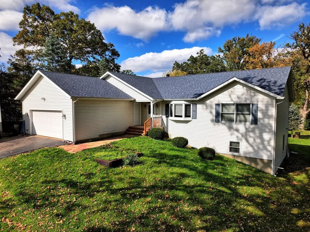 Twin Lakes, WI 53181,1826 Esch Rd