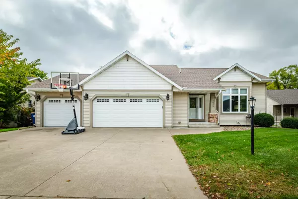 1034 Streblow St, Onalaska, WI 54650