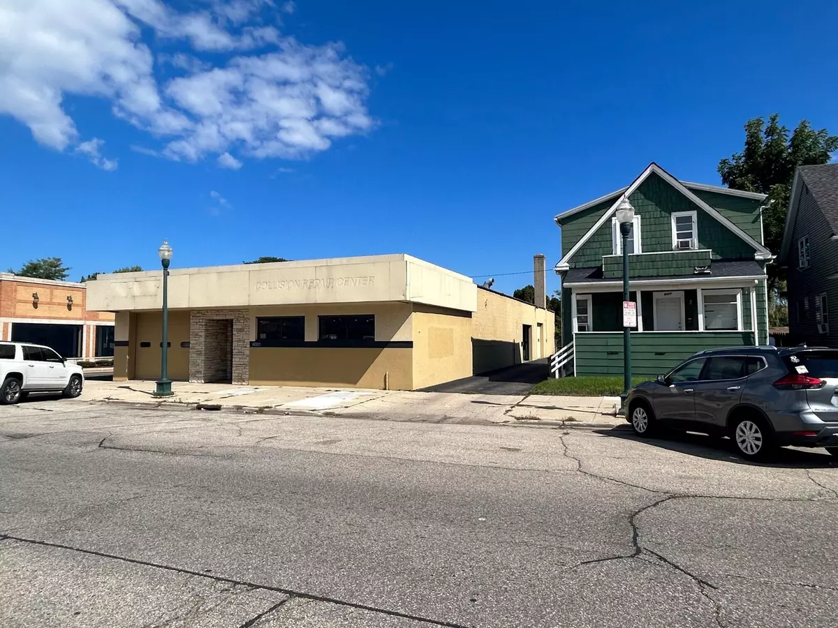 Kenosha, WI 53143,6017 22nd Ave