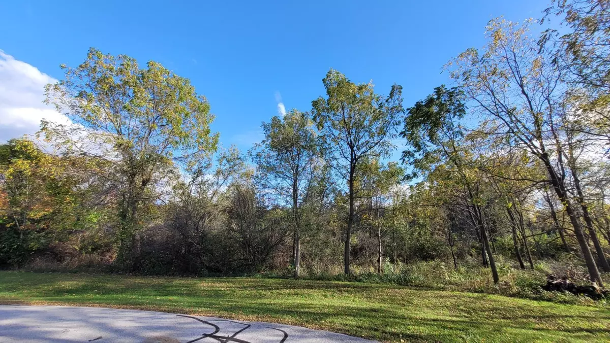 New Berlin, WI 53146,21899 W Lochleven Ln